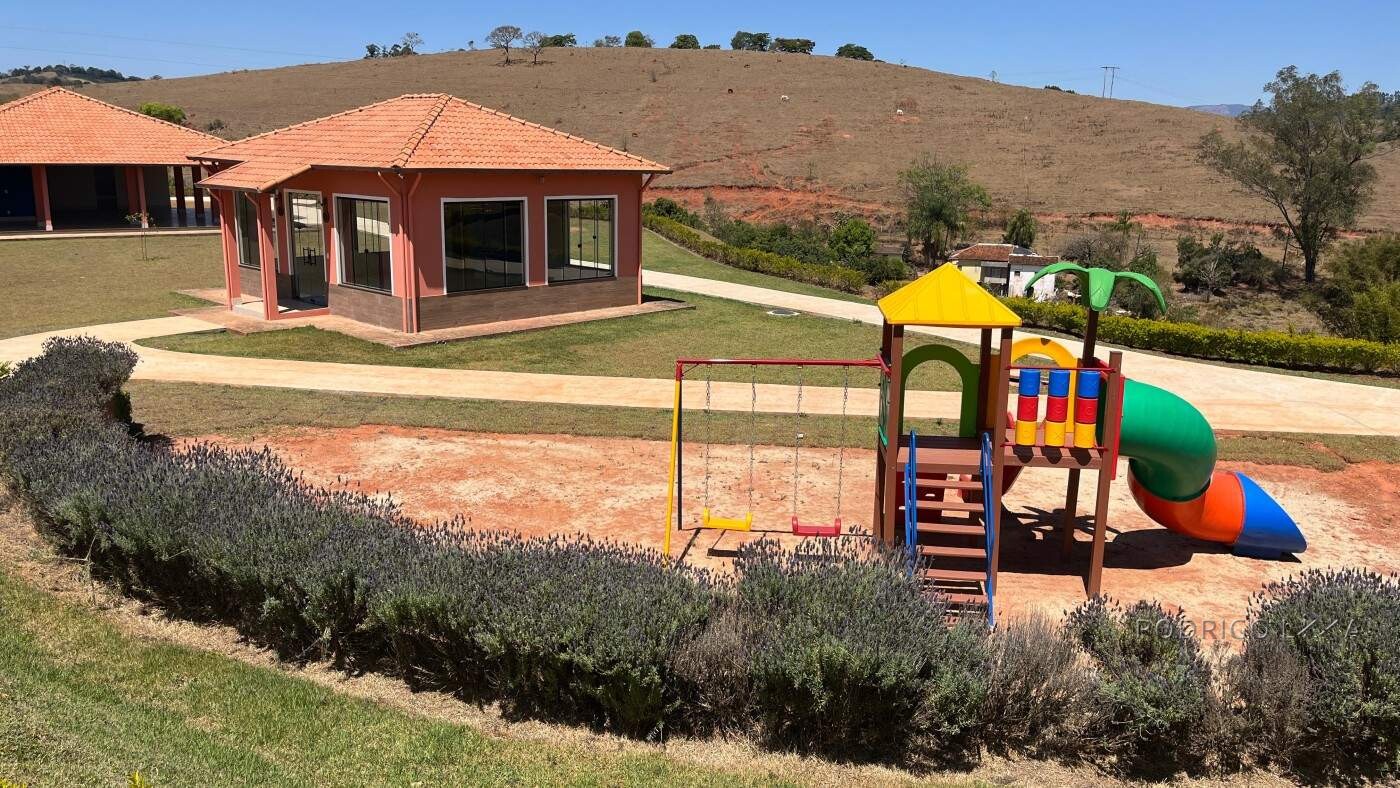 Lote no Ville Bourbon para venda próximo a São Lourenço MG