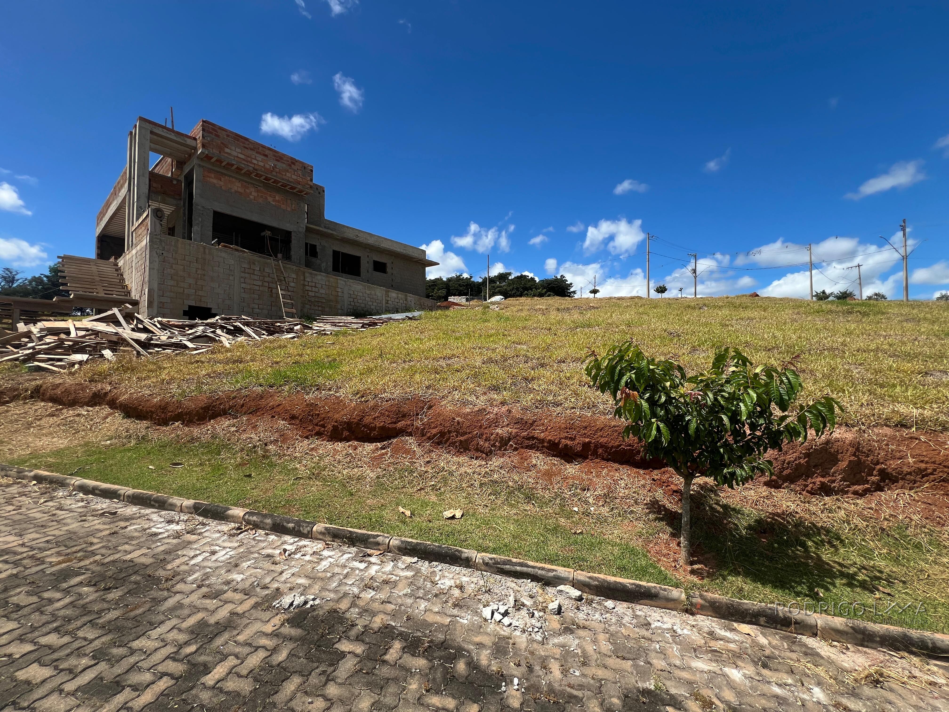 Lote para venda em São Lourenço MG
