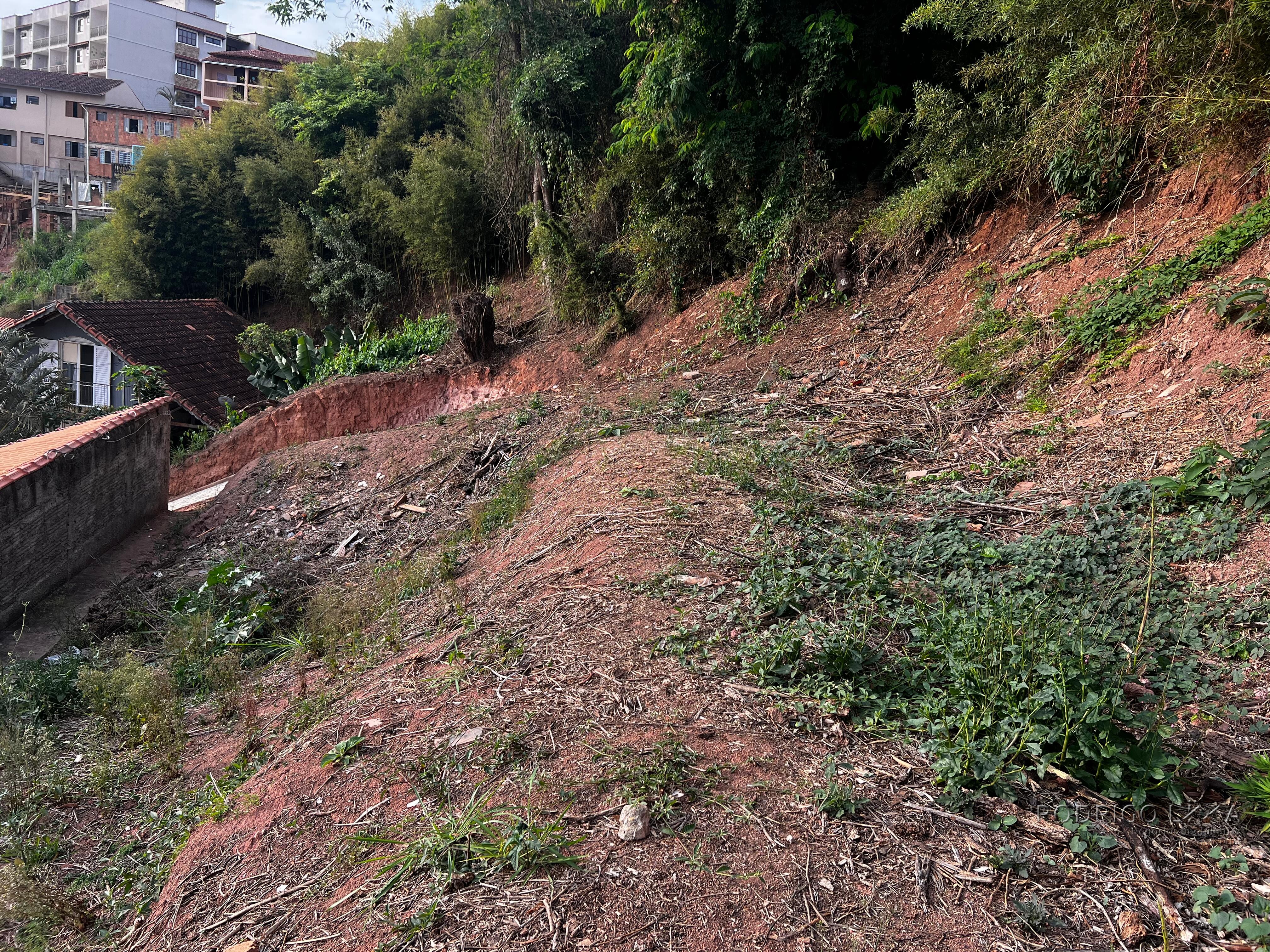 Lote para venda no centro de São Lourenço MG