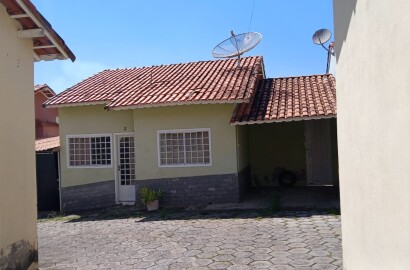 Casa para venda em condomínio - São Lourenço - MG.