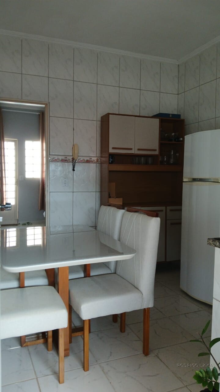 Casa para venda em condomínio - São Lourenço - MG.