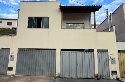 Casa para venda em São Lourenço - MG.