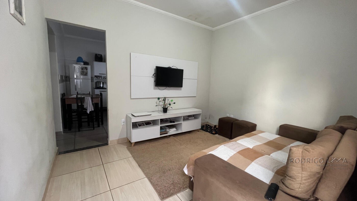 Casa para venda em São Lourenço - MG.