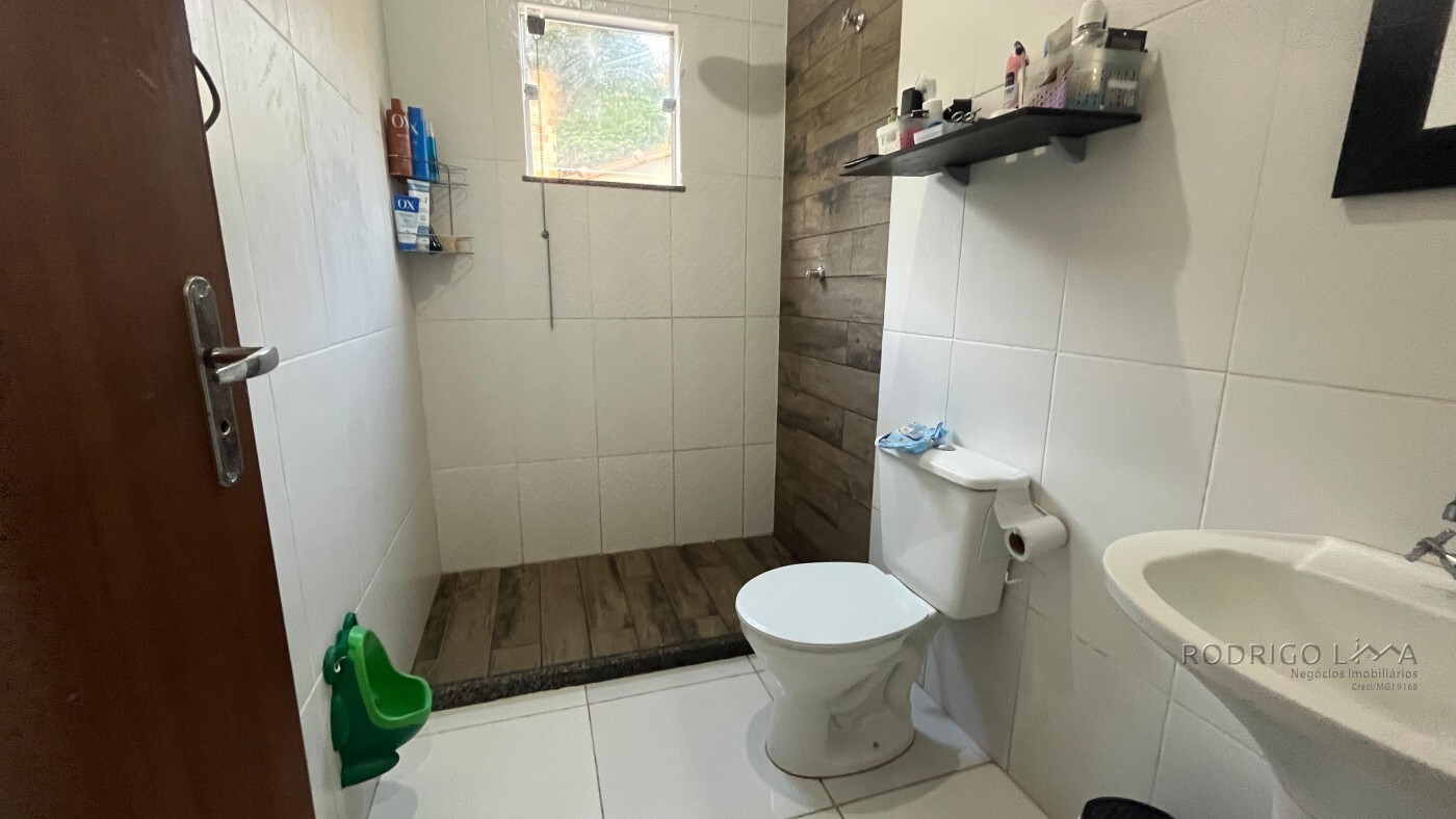 Casa para venda em São Lourenço - MG.