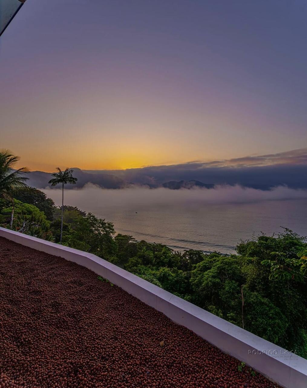 Luxuosa mansão para venda em Ubatuba SP.