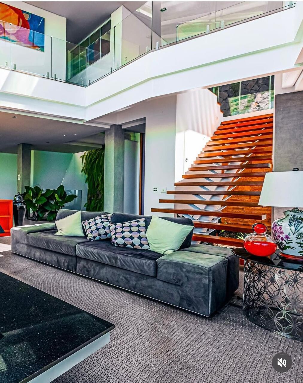 Luxuosa mansão para venda em Ubatuba SP.