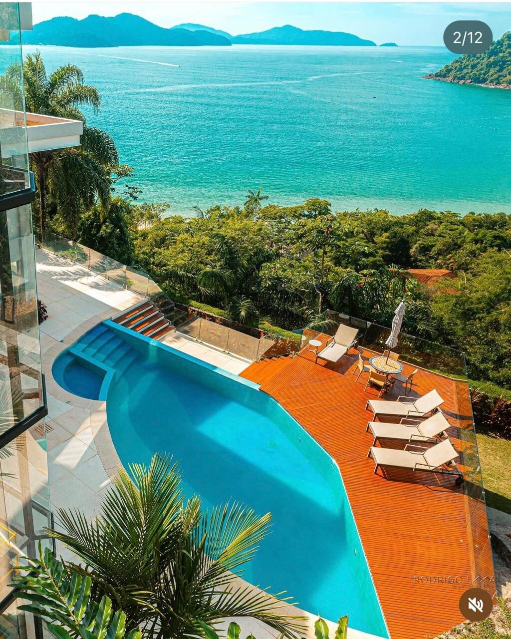 Luxuosa mansão para venda em Ubatuba SP.