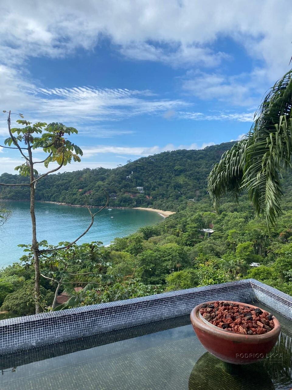 Luxuosa mansão para venda em Ubatuba SP.