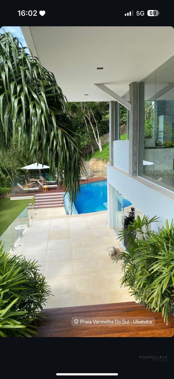 Luxuosa mansão para venda em Ubatuba SP.