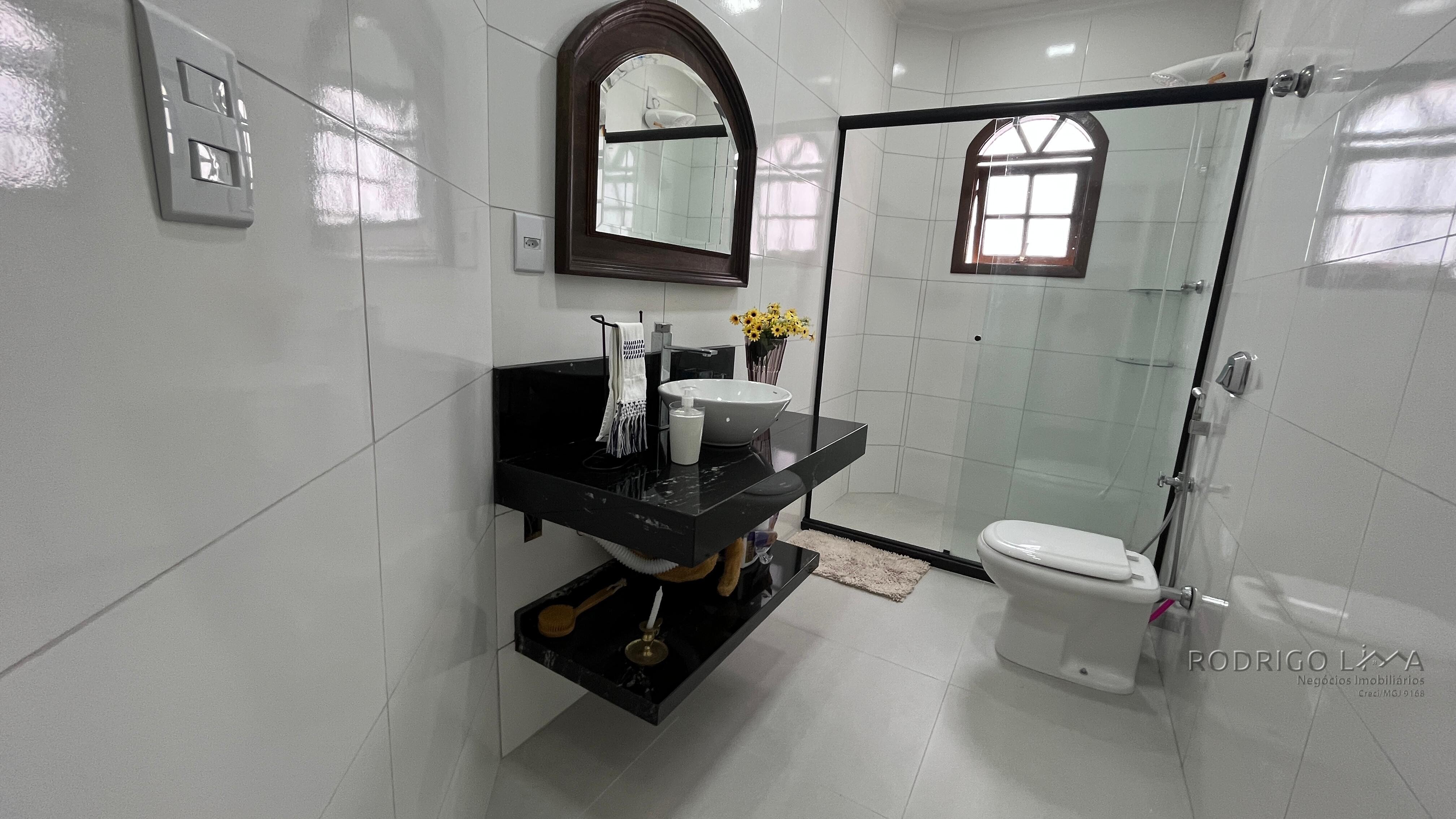 Casa para venda em São Lourenço MG.