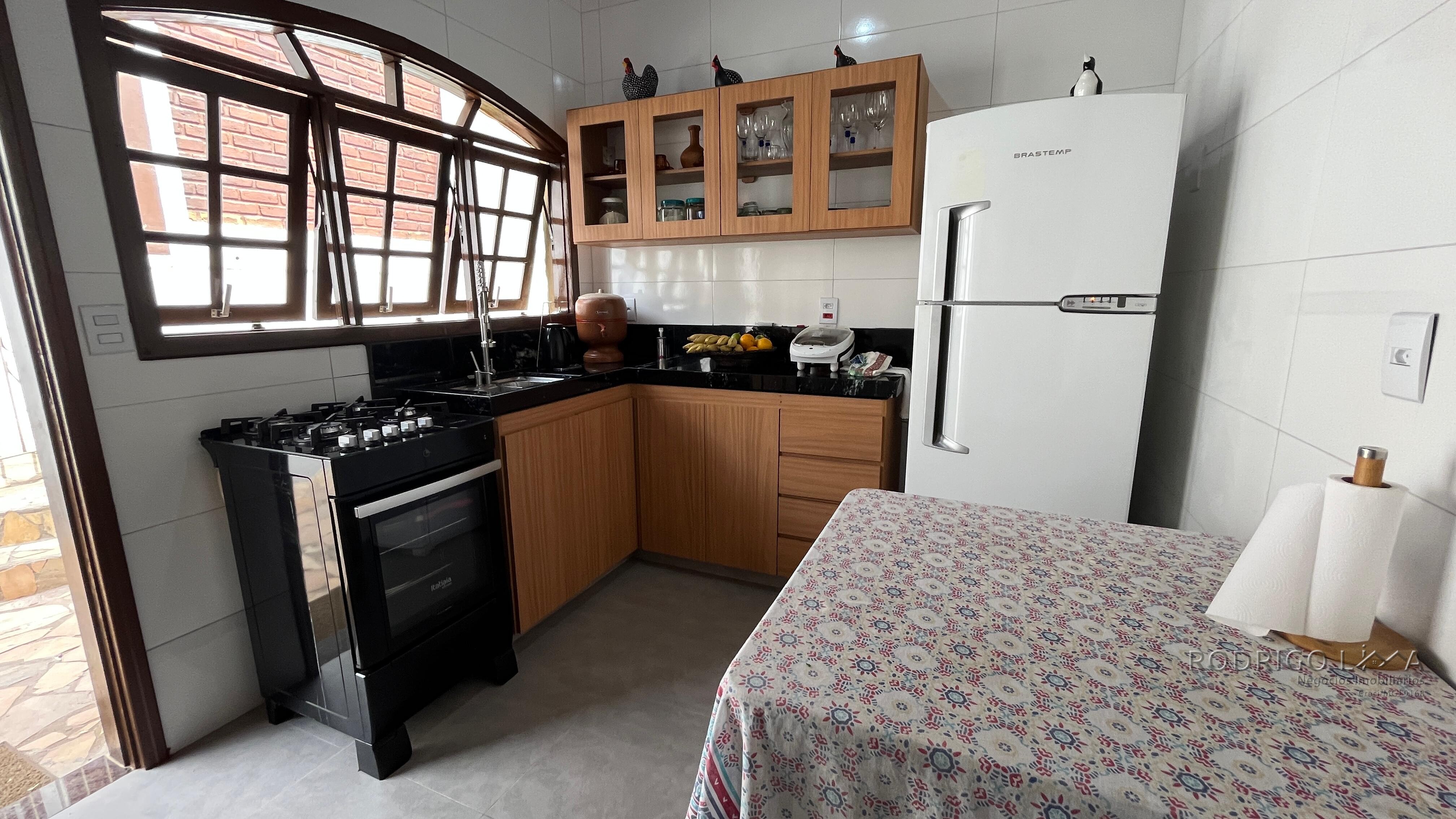 Casa para venda em São Lourenço MG.