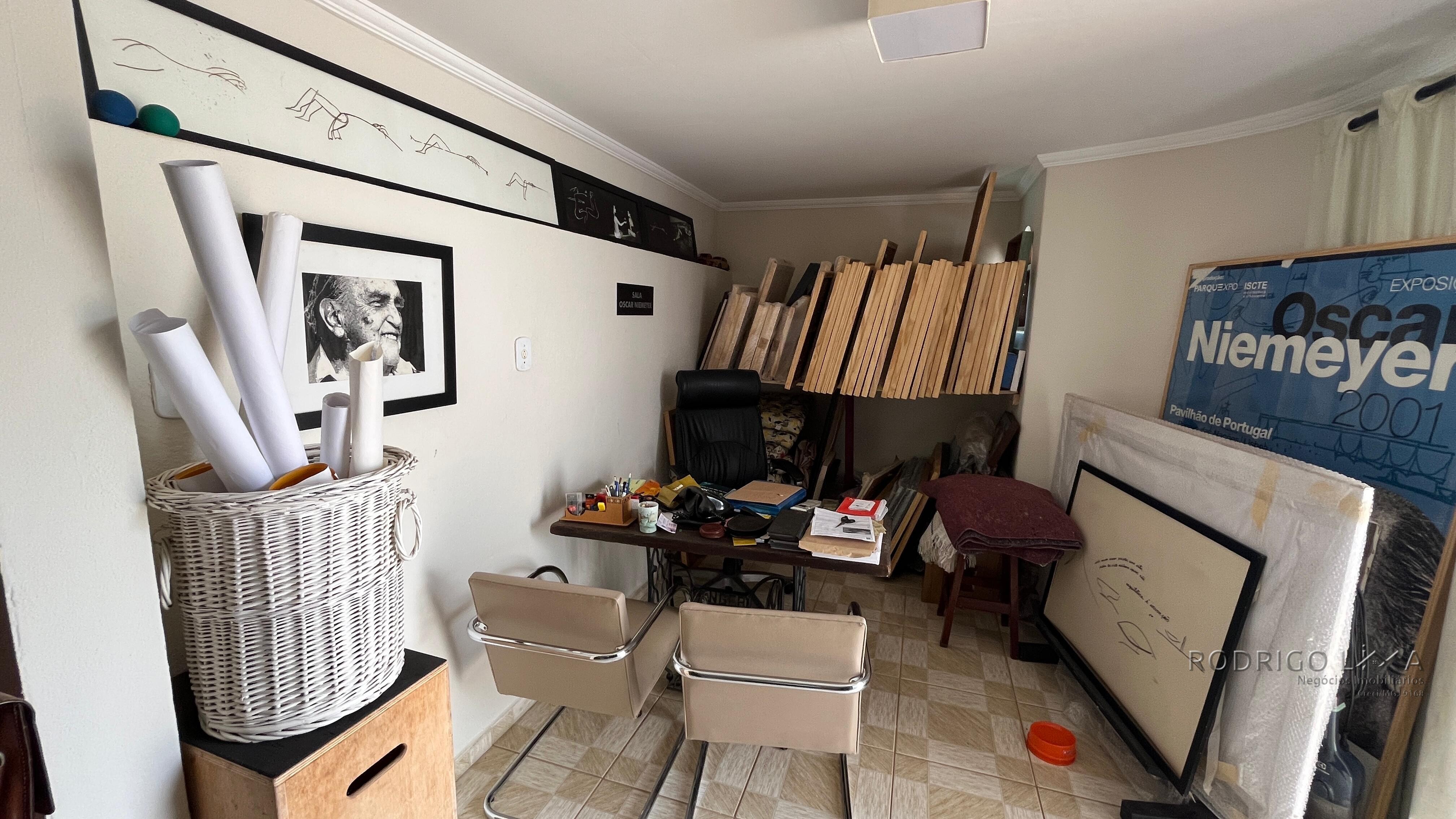 Casa para venda em São Lourenço MG.