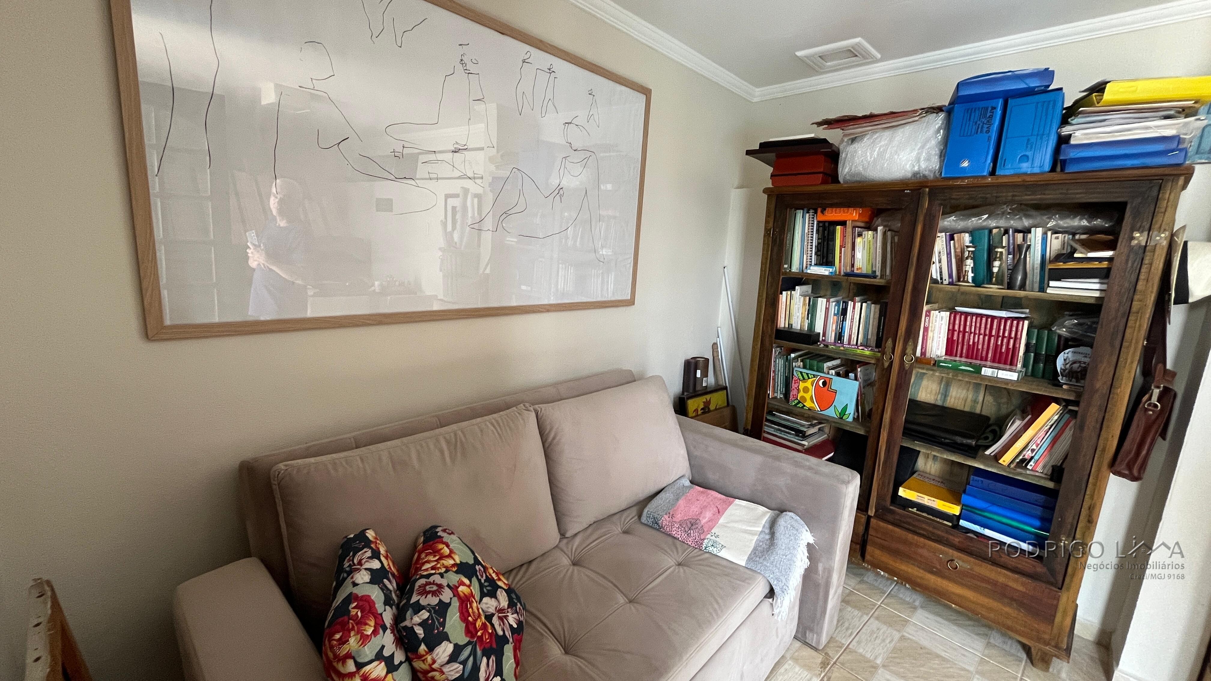 Casa para venda em São Lourenço MG.