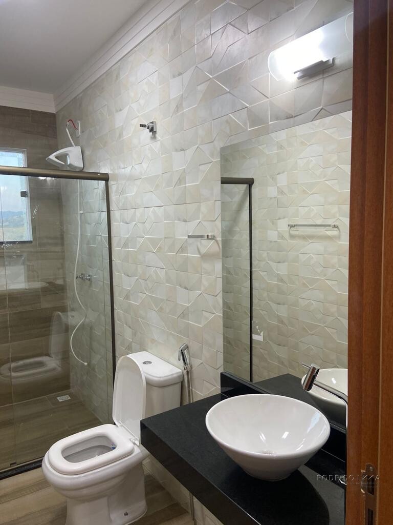 Linda casa para venda em São Lourenço MG