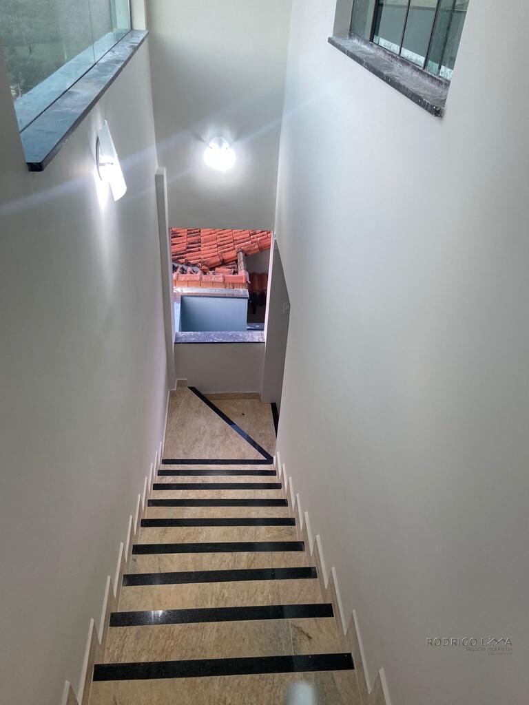 Linda casa para venda em São Lourenço MG