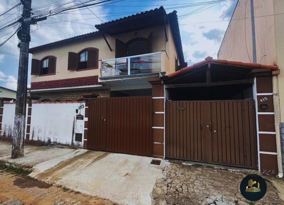 Casa para venda em São Lourenço - MG.