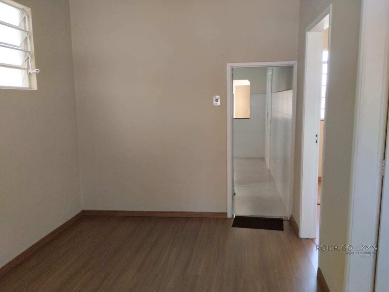 Casa para venda em São Lourenço - MG.