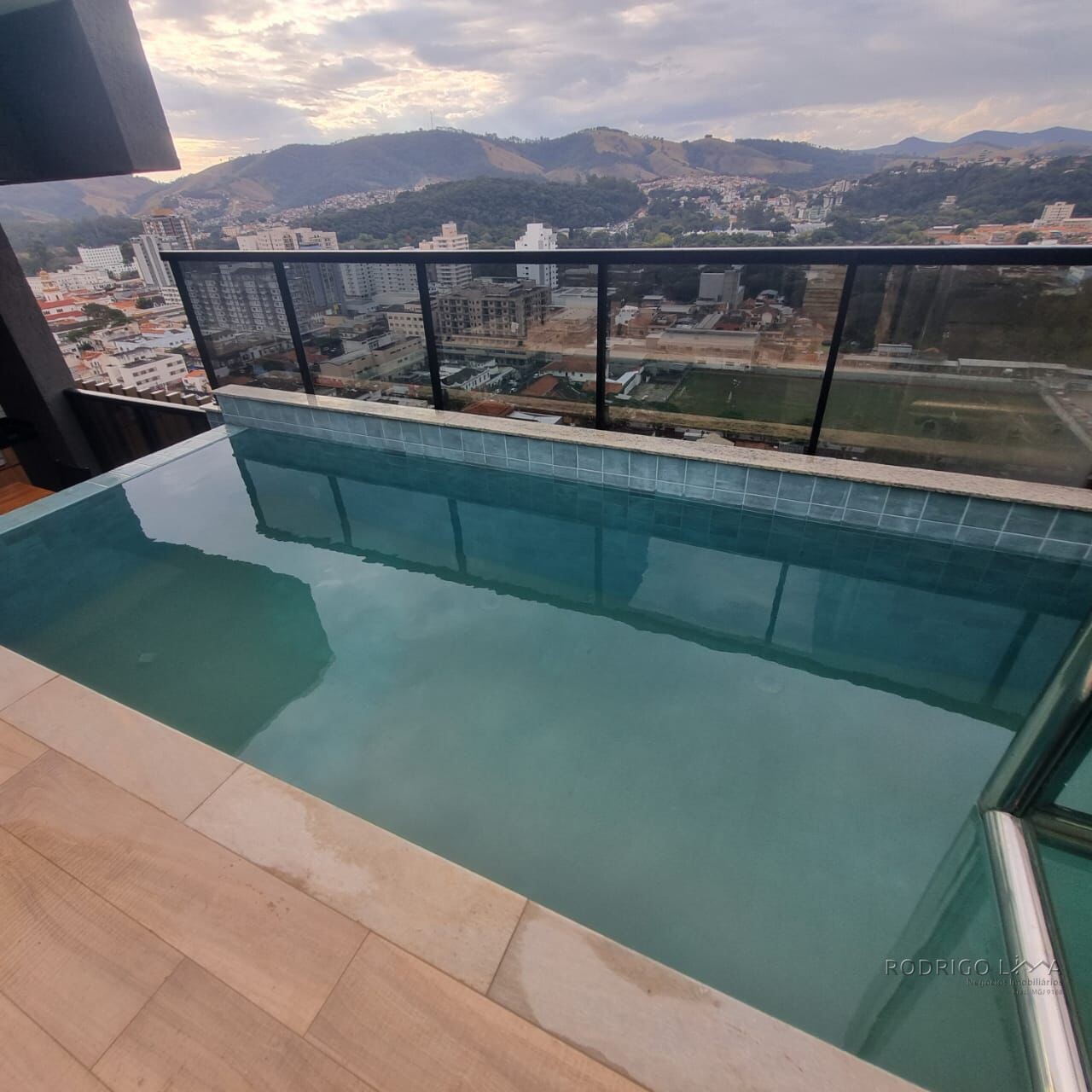 Lindo apartamento para locação em São Loureço MG.