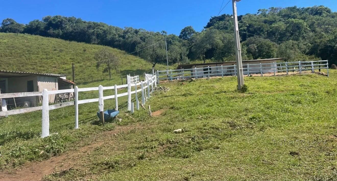 Sítio para venda em Dom Viçoso MG