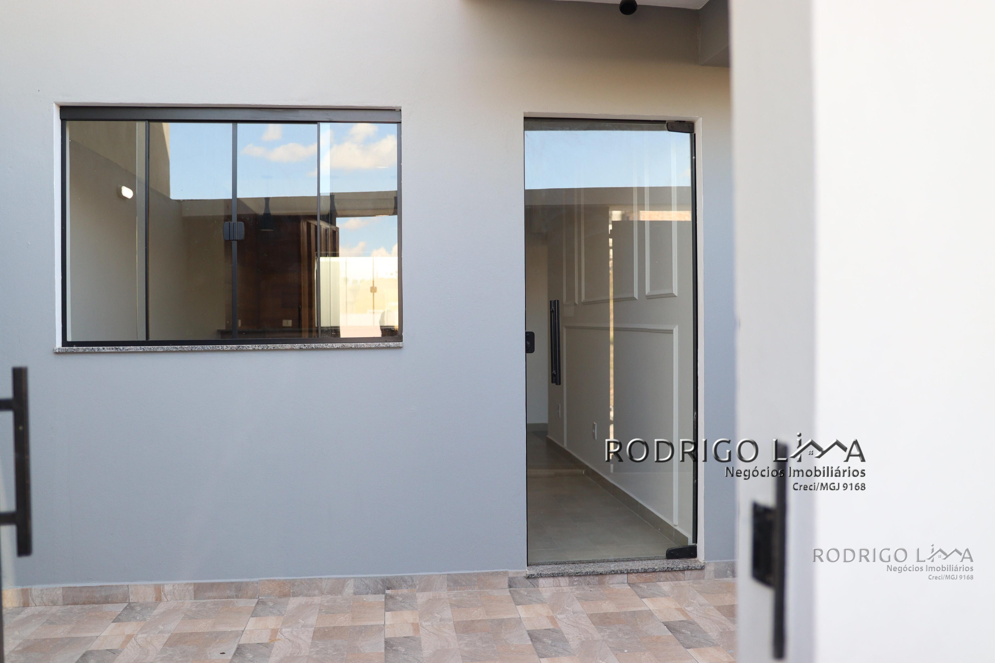 Linda casa para venda em São Lourenço - MG.