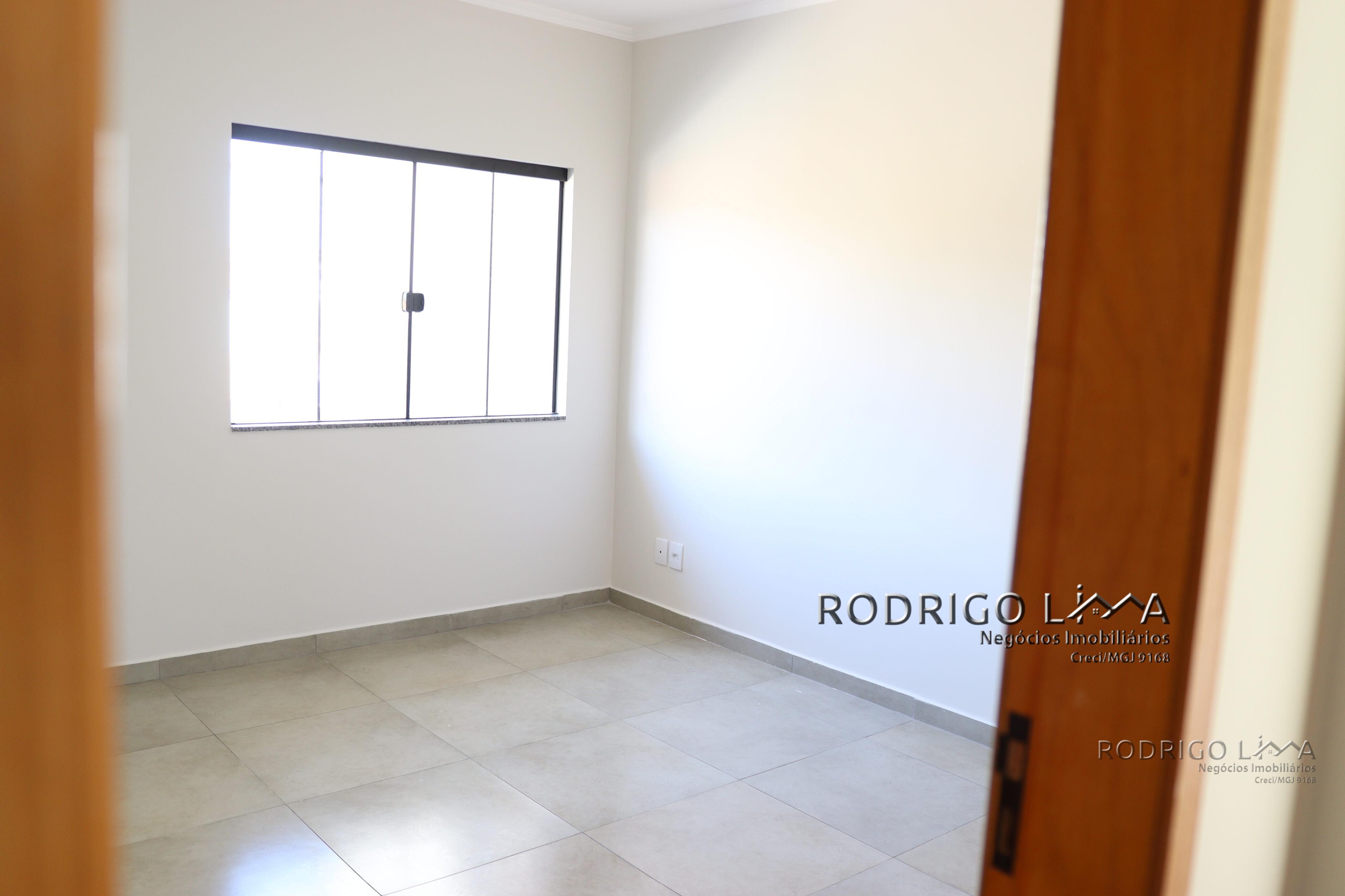 Linda casa para venda em São Lourenço - MG.