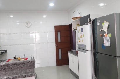 Lindo sobrado para venda em São Lourenço MG