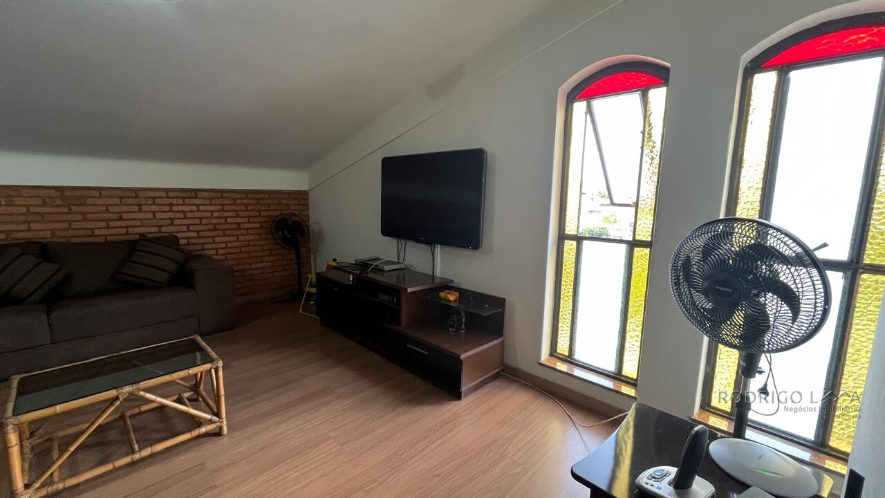 Casa de alto padrão para venda em São Lourenço MG