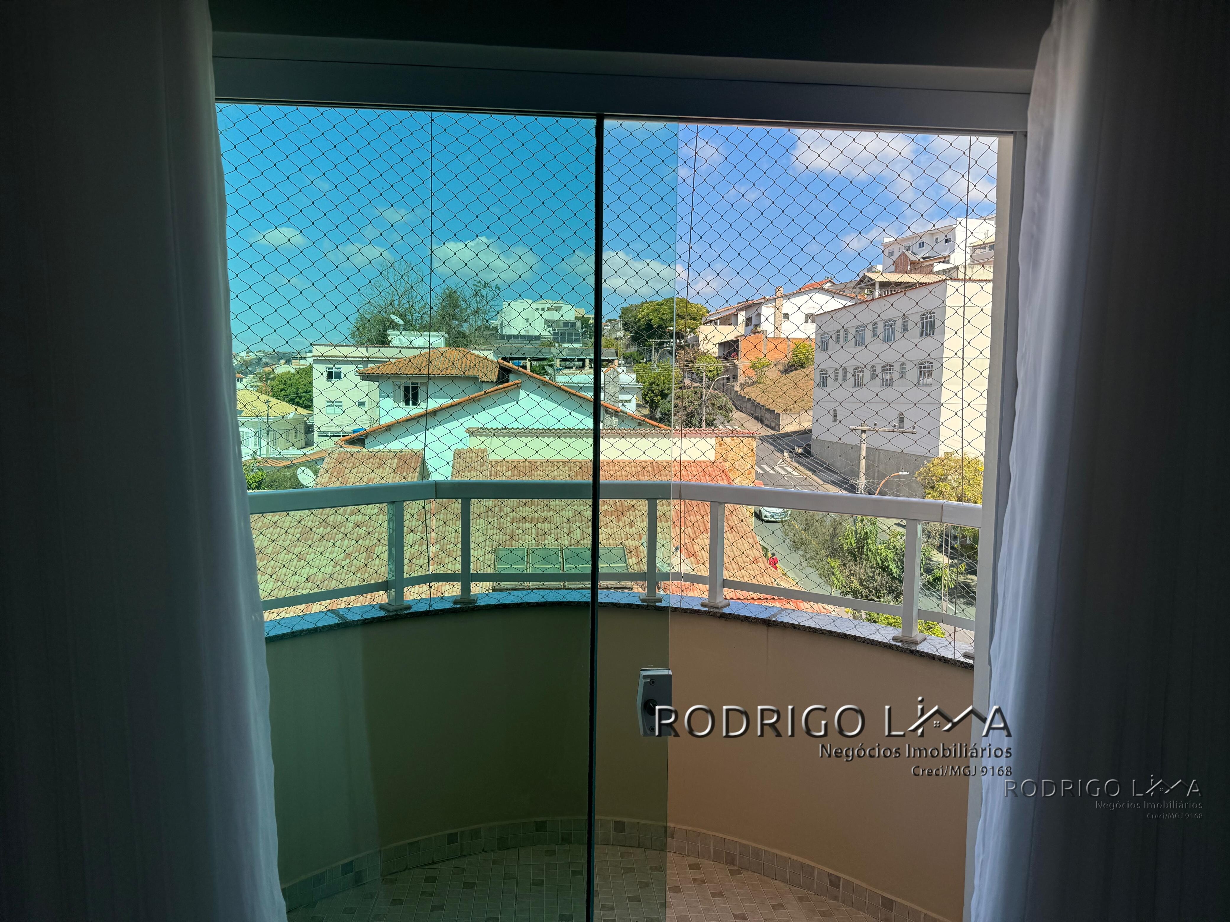 Cobertura para venda em São Lourenço MG