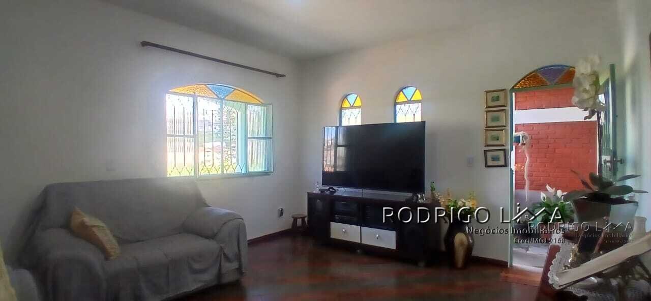 Casa para venda em São Lourenço MG